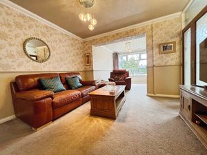 Lounge- click for photo gallery